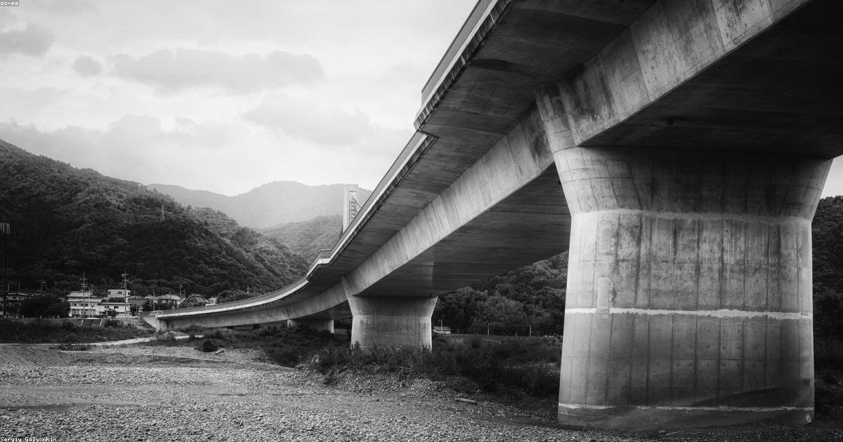 Vivere con meno: la filosofia del minimalismo nella moda