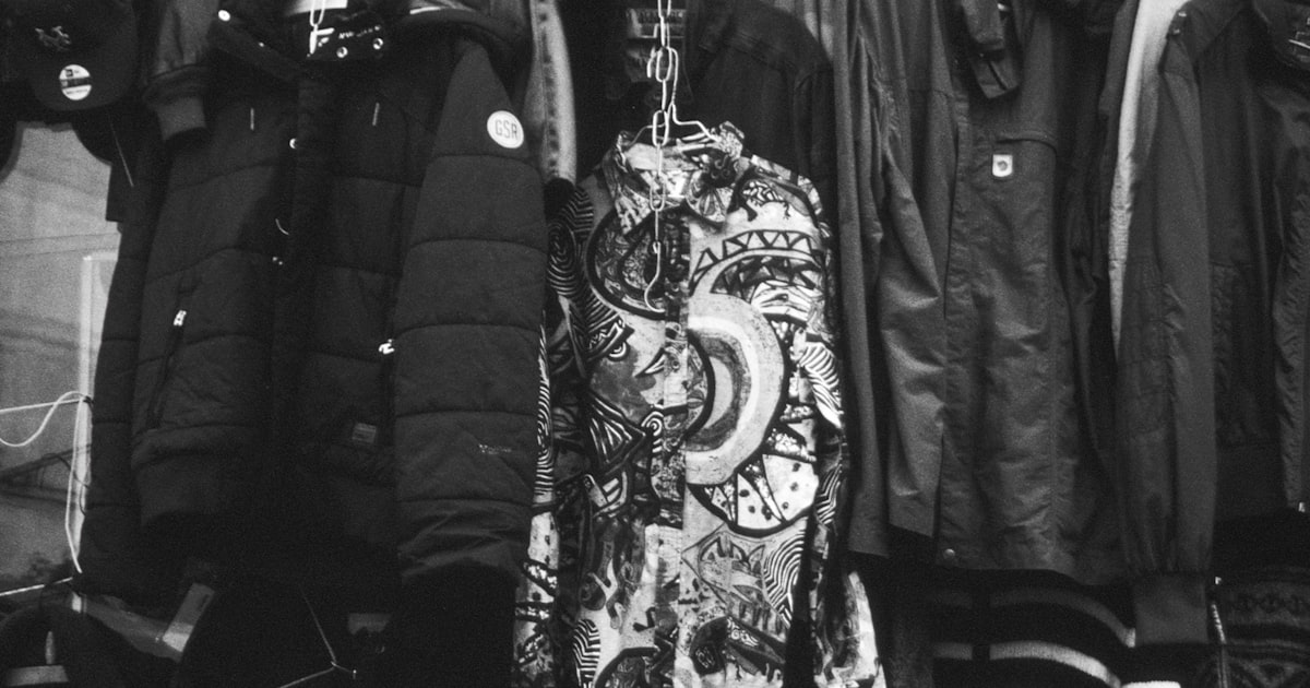 L’abbigliamento che racconta storie: moda e identità