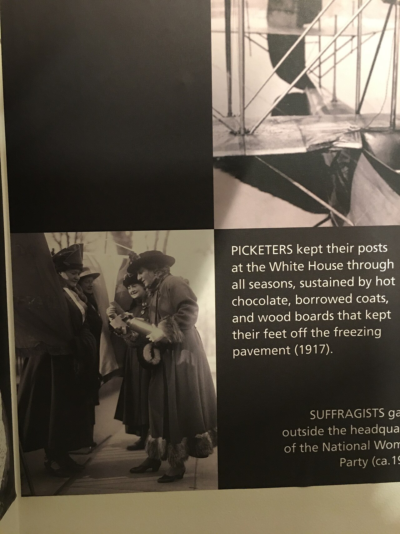 wardrobe garments (foto: NPS Photo / Public domain, Wikimedia Commons)